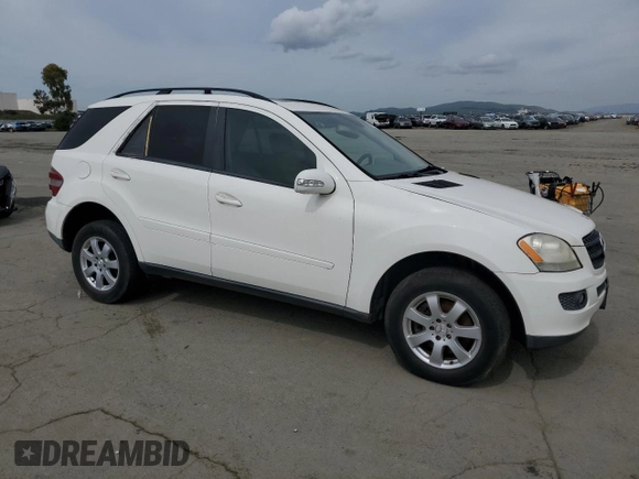 2006 Mercedes-Benz M 350 with VIN 4JGBB86E76A019065, listed as a Copart auction lot 49798785 with 203,331 mi miles and Salvage Title. Bid and sale history available at DreamBid. Image 4.