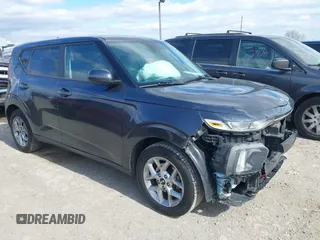 2021 Kia Soul S with VIN KNDJ23AUXM7779549, listed as a IAAI auction lot 41899504 with 65,884 mi miles and . Bid and sale history available at DreamBid. Image 1.