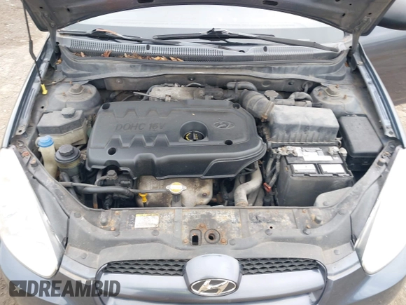 2008 Hyundai Accent GS with VIN KMHCM36C18U091400, listed as a IAAI auction lot 41942989 with 179,072 mi miles. Bid and sale history available at carsss.com. Image 10.