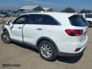 2020 Kia Sorento L with VIN 5XYPG4A30LG642033, listed as a IAAI auction lot 39537328 with 83,546 mi miles. Bid and sale history available at carsss.com. Image 3.