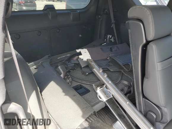 2023 Lexus GX 460 Premium with VIN JTJAM7BX9P5354458, listed as a Copart auction lot 53266275 with 28,353 mi miles and Salvage title. Bid and sale history available at DreamBid. Image 13.