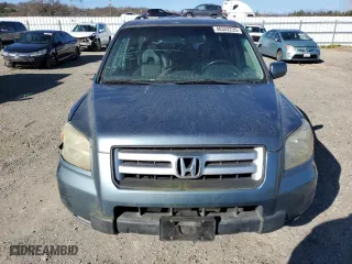 2006 Honda Pilot EX-L with VIN 5FNYF28556B052361, listed as a Copart auction lot 46302235 with 272,628 mi miles and Clean Title. Bid and sale history available at carsss.com. Image 5.
