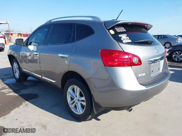 2015 Nissan Rogue Select S with VIN JN8AS5MTXFW161059, listed as a IAAI auction lot 41595931 with 99,701 mi miles. Bid and sale history available at carsss.com. Image 3.