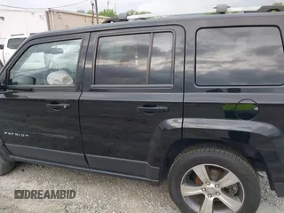2017 Jeep Patriot High Altitude with VIN 1C4NJRFBXHD196064, listed as a IAAI auction lot 41912803 with 145,823 mi miles. Bid and sale history available at carsss.com. Image 15.
