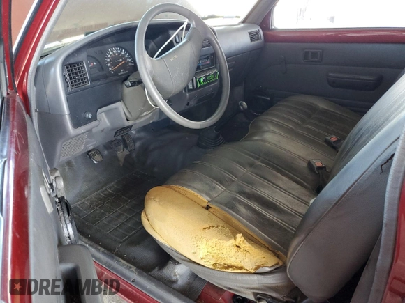 1991 Toyota Pickup with VIN JT4RN81A8M0064727, listed as a Copart auction lot 61271465 with 226,758 mi miles and Salvage title. Bid and sale history available at DreamBid. Image 8.