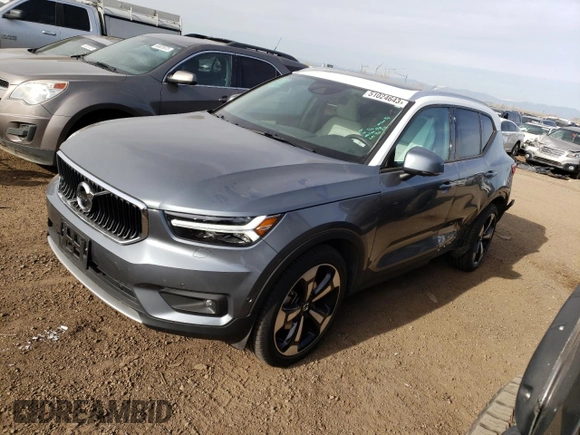 2019 Volvo XC40 Momentum with VIN YV4162UK2K2151808, listed as a Copart auction lot 51024643 with 28,113 mi miles and . Bid and sale history available at carsss.com. Image 1.