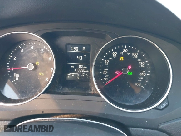 2015 Volkswagen Jetta SE with VIN 3VWD17AJXFM244532, listed as a IAAI auction lot 41769683 with 113,890 mi miles and . Bid and sale history available at DreamBid. Image 7.