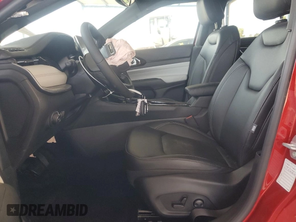 2025 Jeep Compass Limited with VIN 3C4NJDCN7ST600361, listed as a Copart auction lot 62114475 with 180 mi miles and Salvage title. Bid and sale history available at DreamBid. Image 7.