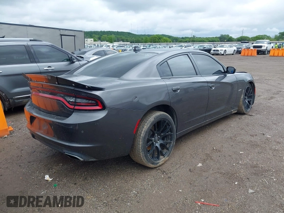 2017 Dodge Charger R/T z VIN 2C3CDXCTXHH667525, wystawiony jako IAAI lot #42212425 z przebiegiem 88 170 mil mil oraz . Historia ofert i sprzedaży dostępna na DreamBid. Obrazek 4.