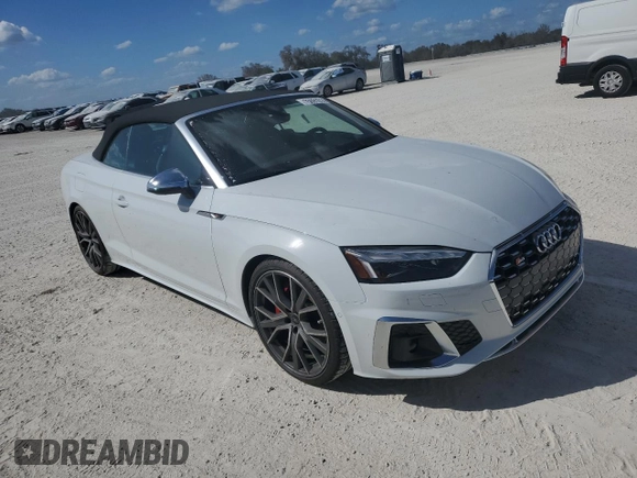 2023 Audi S5 Premium Plus z VIN WAUY4GF58PN007050, wystawiony jako Copart lot #75691014 z przebiegiem 388 mil mil oraz Nie do naprawy. Historia ofert i sprzedaży dostępna na DreamBid. Obrazek 4.