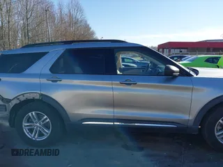 2020 Ford Explorer XLT with VIN 1FMSK7DH7LGA00628, listed as a IAAI auction lot 41488085 with 82,906 mi miles. Bid and sale history available at carsss.com. Image 13.