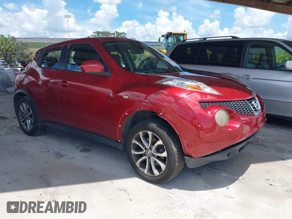 2013 Nissan Juke SL z VIN JN8AF5MV8DT221618, wystawiony jako IAAI lot #42535673 z przebiegiem 133 490 mil mil oraz . Historia ofert i sprzedaży dostępna na DreamBid. Obrazek 1.
