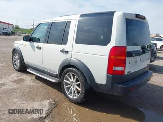 2005 Land Rover LR3 SE with VIN SALAE25435A319660, listed as a IAAI auction lot 41883979 with 209,142 mi miles. Bid and sale history available at carsss.com. Image 3.