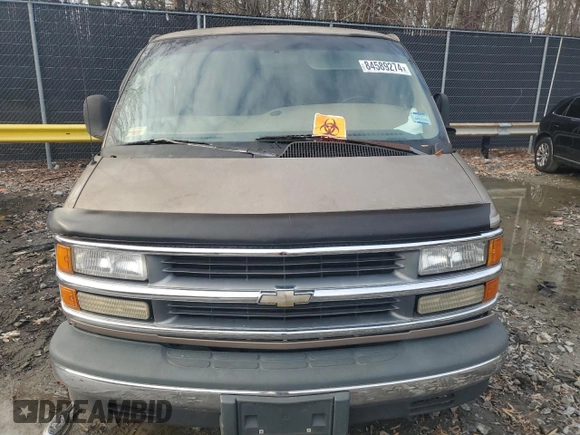 1996 Chevrolet Chevy Van z VIN 1GBFG15M1T1001653, wystawiony jako Copart lot #84589274 z przebiegiem Nie podano mil oraz Nie do naprawy • Non repairable. Historia ofert i sprzedaży dostępna na DreamBid. Obrazek 5.