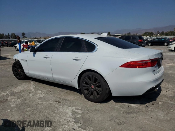 2016 Jaguar XF 35t Premium with VIN SAJBD4BV9GCY21427, listed as a Copart auction lot 72093934 with 84,710 mi miles and Salvage Title. Bid and sale history available at carsss.com. Image 2.