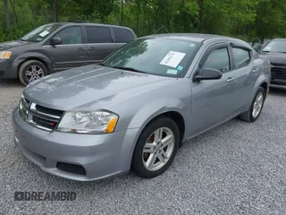 2014 Dodge Avenger SE z VIN 1C3CDZAG7EN226732, wystawiony jako IAAI lot #42383178 z przebiegiem 113 867 mil mil oraz . Historia ofert i sprzedaży dostępna na DreamBid. Obrazek 2.