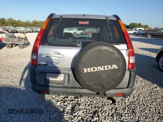 2002 Honda CR-V LX with VIN JHLRD685X2C004107, listed as a Copart auction lot 75190494 with 175,236 mi miles and Clean Title. Bid and sale history available at DreamBid. Image 6.