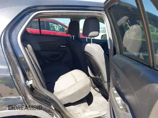 2018 Chevrolet Trax LT with VIN 3GNCJLSB7JL207622, listed as a IAAI auction lot 41693952 with 79,403 mi miles and . Bid and sale history available at carsss.com. Image 8.