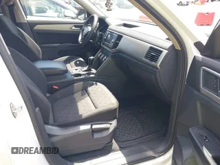 2018 Volkswagen Atlas S с VIN 1V2AP2CA6JC532528, выставлен на аукционе IAAI как лот 42264306 с пробегом 93 199 миль миль и . История ставок и продаж доступна на DreamBid. Изображение 5.