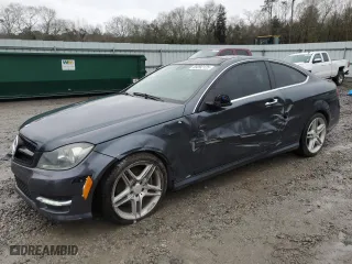 2013 Mercedes-Benz C-Class C 250 with VIN WDDGJ4HB5DG061341, listed as a Copart auction lot 89292125 with 116,843 mi miles and Salvage Title. Bid and sale history available at carsss.com. Image 1.