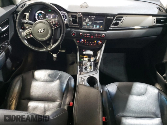 2018 Kia Niro Touring with VIN KNDCE3LC3J5140957, listed as a Copart auction lot 82687224 with 138,432 mi miles and Salvage Title. Bid and sale history available at carsss.com. Image 8.