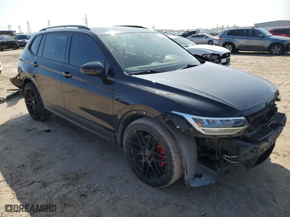 2022 Volkswagen Tiguan SE with VIN 3VV3B7AX3NM013780, listed as a Copart auction lot 45946025 with 76,589 mi miles and Salvage Title. Bid and sale history available at carsss.com. Image 4.
