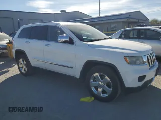 2013 Jeep Grand Cherokee Limited with VIN 1C4RJEBT1DC650856, listed as a Copart auction lot 45951365 with 110,573 mi miles and Clean Title. Bid and sale history available at carsss.com. Image 4.