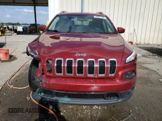 2015 Jeep Cherokee Latitude with VIN 1C4PJMCB5FW527800, listed as a Copart auction lot 50581105 with 84,360 mi miles and Salvage Title. Bid and sale history available at carsss.com. Image 5.