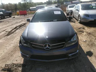 2014 Mercedes-Benz C 250 с VIN WDDGJ4HB0EG255759, выставлен на аукционе IAAI как лот 41967935 с пробегом 146 275 миль миль и . История ставок и продаж доступна на DreamBid. Изображение 12.