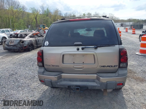 2002 Chevrolet TrailBlazer LTZ with VIN 1GNDT13S522148798, listed as a IAAI auction lot 42066656 with 175,907 mi miles and . Bid and sale history available at DreamBid. Image 16.