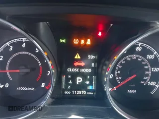 2018 Mitsubishi Outlander ES z VIN JA4AP3AU7JZ001723, wystawiony jako IAAI lot #41945205 z przebiegiem 112 570 mil mil oraz . Historia ofert i sprzedaży dostępna na DreamBid. Obrazek 7.