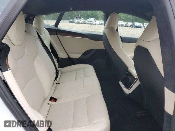 2022 Tesla Model S with VIN 5YJSA1E59NF488969, listed as a Copart auction lot 53686495 with 20,040 mi miles and Salvage Title. Bid and sale history available at DreamBid. Image 10.
