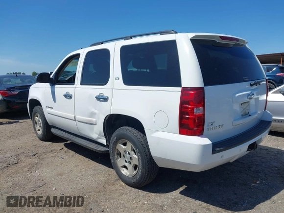 2008 Chevrolet Tahoe LTZ с VIN 1GNFC13J98J135941, выставлен на аукционе IAAI как лот 42144768 с пробегом 351 260 миль миль и . История ставок и продаж доступна на DreamBid. Изображение 3.
