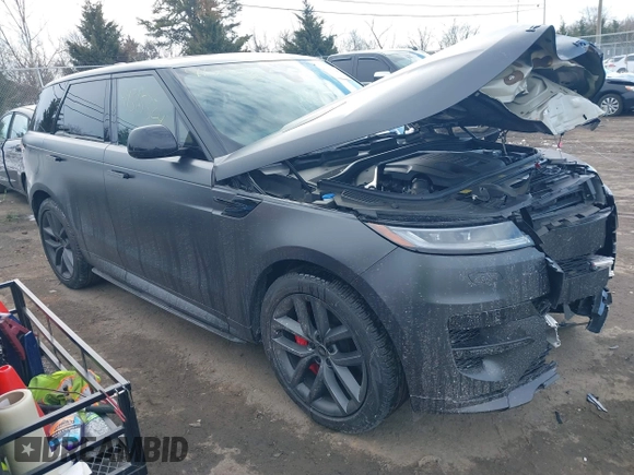 2024 Land Rover Range Rover Sport Dynamic SE with VIN SAL1L9FU2RA192323, listed as a IAAI auction lot 41315324 with 5,677 mi miles and . Bid and sale history available at DreamBid. Image 1.