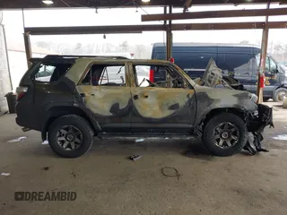 2021 Toyota 4Runner TRD Off Road Premium z VIN JTERU5JR3M5844835, wystawiony jako IAAI lot #41975869 z przebiegiem 14 892 mil mil oraz . Historia ofert i sprzedaży dostępna na DreamBid. Obrazek 13.