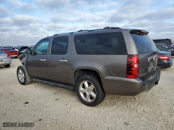 2012 Chevrolet Suburban LT with VIN 1GNSCJE01CR189683, listed as a Copart auction lot 46919695 with 194,079 mi miles and Salvage Title. Bid and sale history available at carsss.com. Image 2.