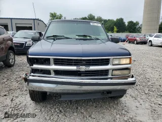 1998 Chevrolet Tahoe with VIN 1GNEK13R2WJ376001, listed as a Copart auction lot 66877074 with 267,012 mi miles and Clean Title. Bid and sale history available at carsss.com. Image 5.