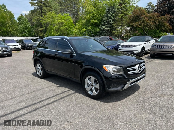2017 Mercedes-Benz GLC 300 z VIN WDC0G4JB4HV010669, wystawiony jako Copart lot #58984365 z przebiegiem 141 073 mil mil oraz Tytuł czysty. Historia ofert i sprzedaży dostępna na DreamBid. Obrazek 1.