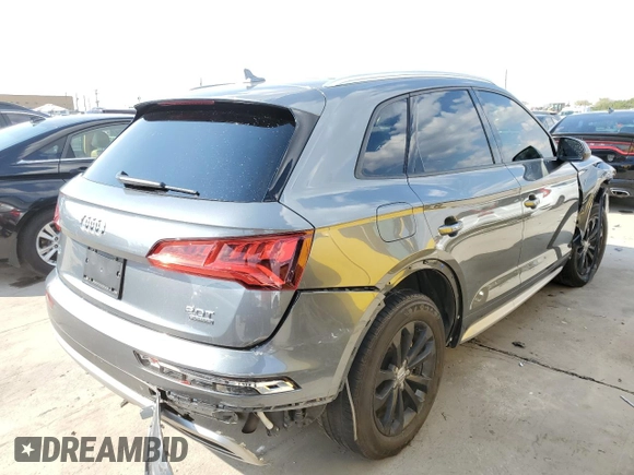 2018 Audi Q5 Premium with VIN WA1ANAFY1J2018676, listed as a Copart auction lot 62463232 with 69,554 mi miles. Bid and sale history available at carsss.com. Image 4.