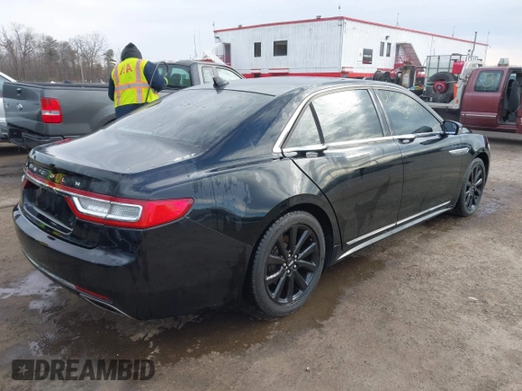 2018 Lincoln Continental Livery with VIN 1LN6L9HK0J5609973, listed as a IAAI auction lot 41595924 with 41,661 mi miles. Bid and sale history available at carsss.com. Image 4.