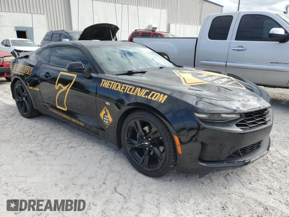 2019 Chevrolet Camaro 2LT with VIN 1G1FD1RS4K0149628, listed as a Copart auction lot 84895464 with 83,168 mi miles and Non Repairable. Bid and sale history available at carsss.com. Image 4.