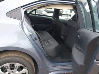 2025 Toyota Corolla LE z VIN 5YFB4MDE1SP294222, wystawiony jako IAAI lot #42462252 z przebiegiem 7 389 mil mil oraz . Historia ofert i sprzedaży dostępna na DreamBid. Obrazek 8.