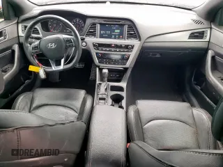 2015 Hyundai Sonata Sport z VIN 5NPE34AB8FH202424, wystawiony jako Copart lot #54832895 z przebiegiem 99 472 mil mil oraz Szkoda całkowita • Salvage title. Historia ofert i sprzedaży dostępna na DreamBid. Obrazek 8.
