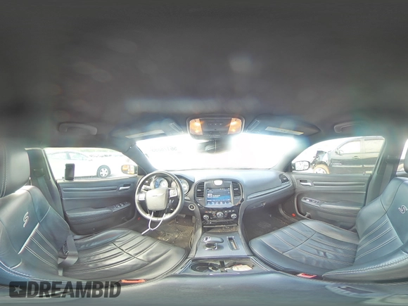 2014 Chrysler 300 S z VIN 2C3CCABGXEH373106, wystawiony jako Copart lot #56178895 z przebiegiem 100 064 mil mil oraz Szkoda całkowita • Salvage title. Historia ofert i sprzedaży dostępna na DreamBid. Obrazek 14.
