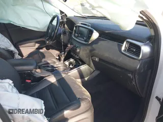 2016 Kia Sorento SX with VIN 5XYPKDA51GG072940, listed as a IAAI auction lot 42017504 with 110,897 mi miles. Bid and sale history available at carsss.com. Image 5.