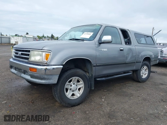 1997 Toyota T100 SR5 with VIN JT4UN24D3V0040298, listed as a IAAI auction lot 41936885 with 66,224 mi miles and . Bid and sale history available at DreamBid. Image 14.