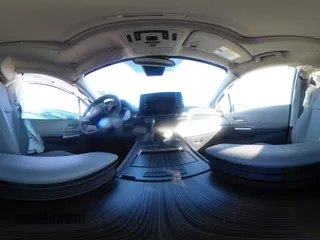 2022 Toyota Sienna Limited with VIN 5TDZRKECXNS136443, listed as a IAAI auction lot 41353097 with 20,568 mi miles and . Bid and sale history available at DreamBid. Image 22.