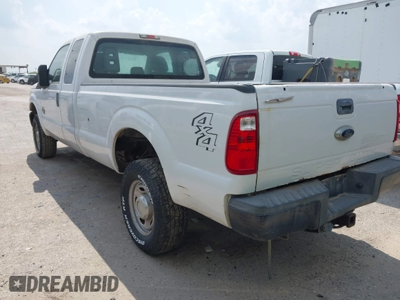 2015 Ford F-250 XLT with VIN 1FT7X2BT8FEA63663, listed as a IAAI auction lot 42135275 with 169,164 mi miles and . Bid and sale history available at DreamBid. Image 3.