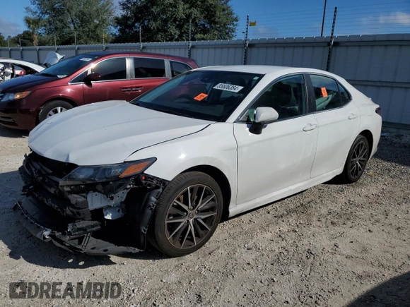 2021 Toyota Camry SE Nightshade with VIN 4T1G11AK3MU587872, listed as a Copart auction lot 85806384 with 90,264 mi miles and Non Repairable. Bid and sale history available at carsss.com. Image 1.