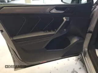 2023 Volkswagen Tiguan SE z VIN 3VV2B7AX8PM058650, wystawiony jako IAAI lot #42801702 z przebiegiem 39 472 mil mil oraz . Historia ofert i sprzedaży dostępna na DreamBid. Obrazek 8.